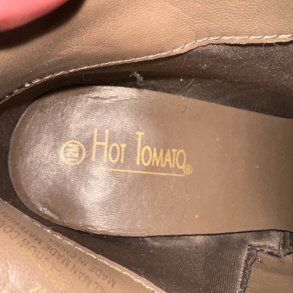 Hot Tomato Tan Ankle Booties 12M - Picture 2 of 8